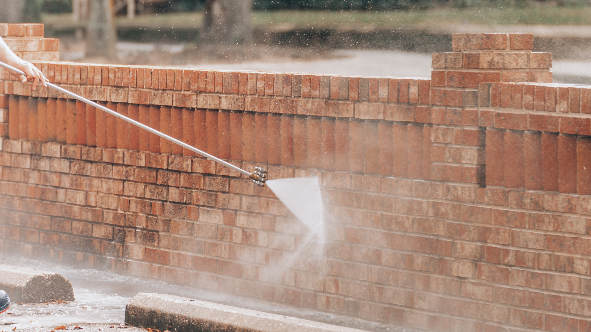 Exterior Wall Washing